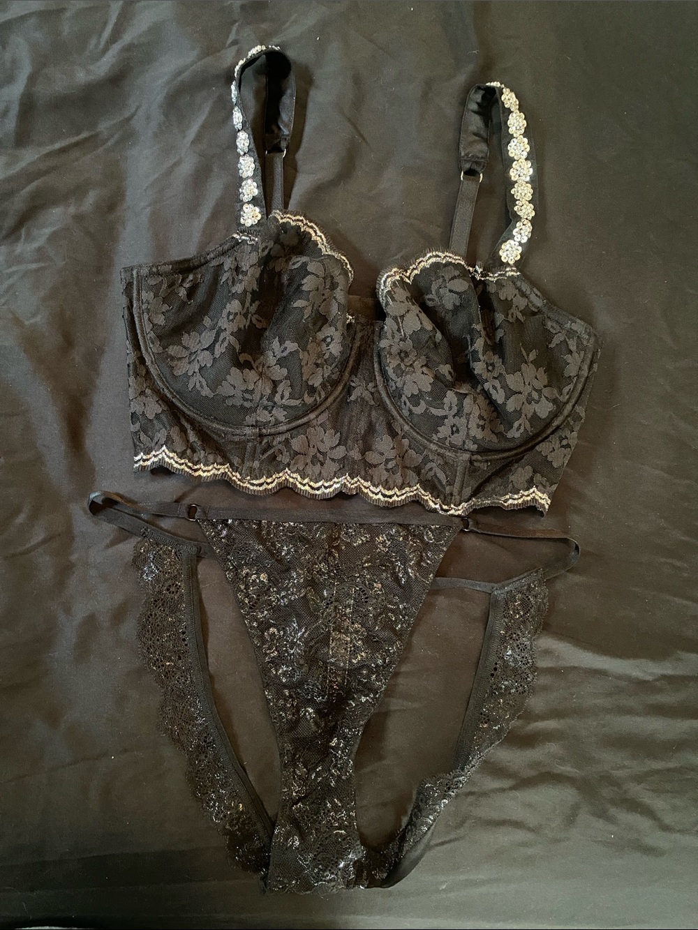 Victoria's Secret Black Dream Angels Lace Underwire Bra & Lace Thong Set